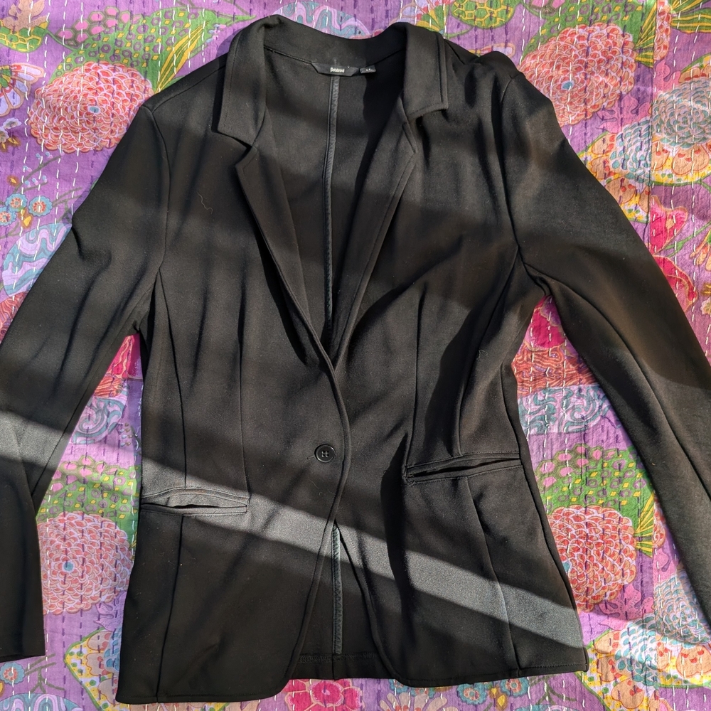 Women's Black Blazer